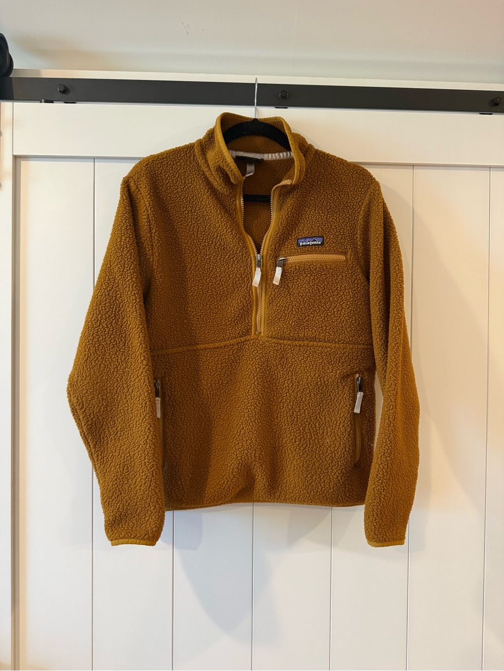 Patagonia womanโs Brown Half-Zip Fleece Pullover